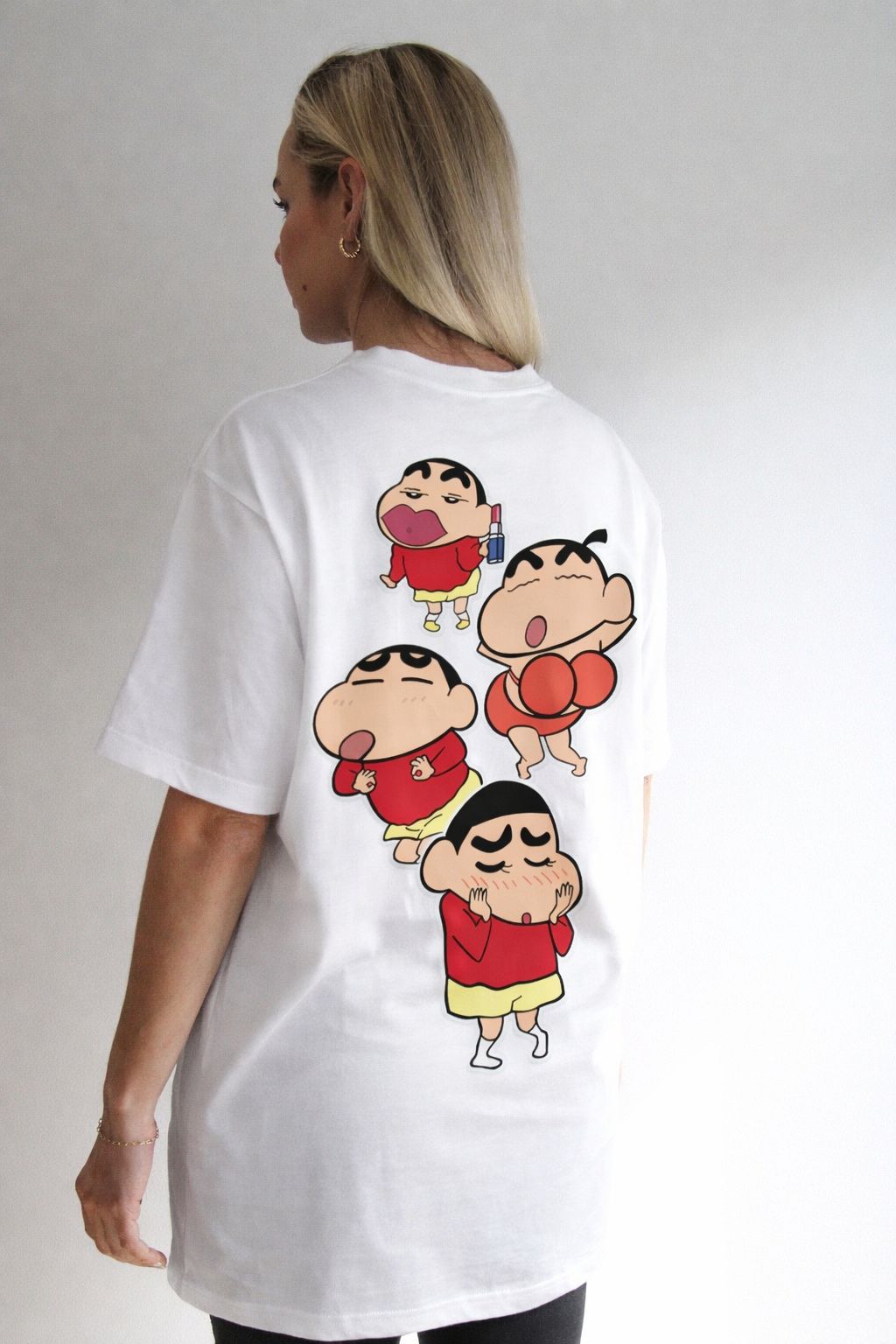 Camiseta Oversize Travieso Cosplay