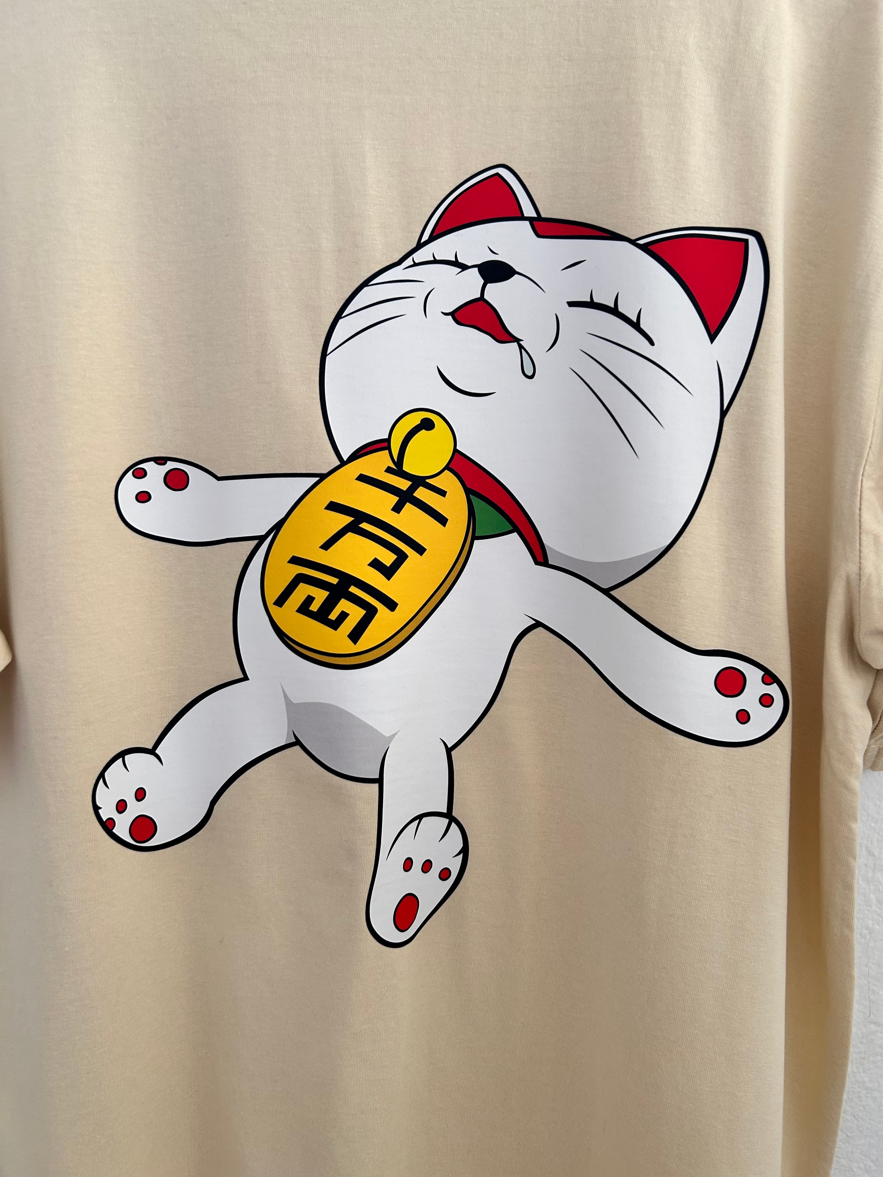 Camiseta Oversize Gato de la Suerte